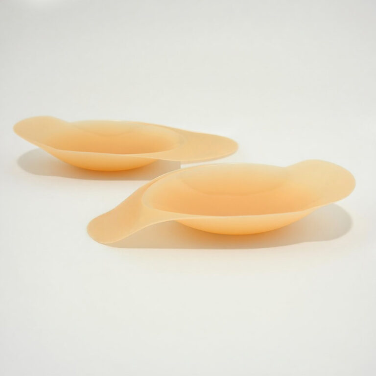 Nipple-Petals-Reusable-Silicone-Nipple-Cover-Sticky-Bra-for-Large-Boobs-2
